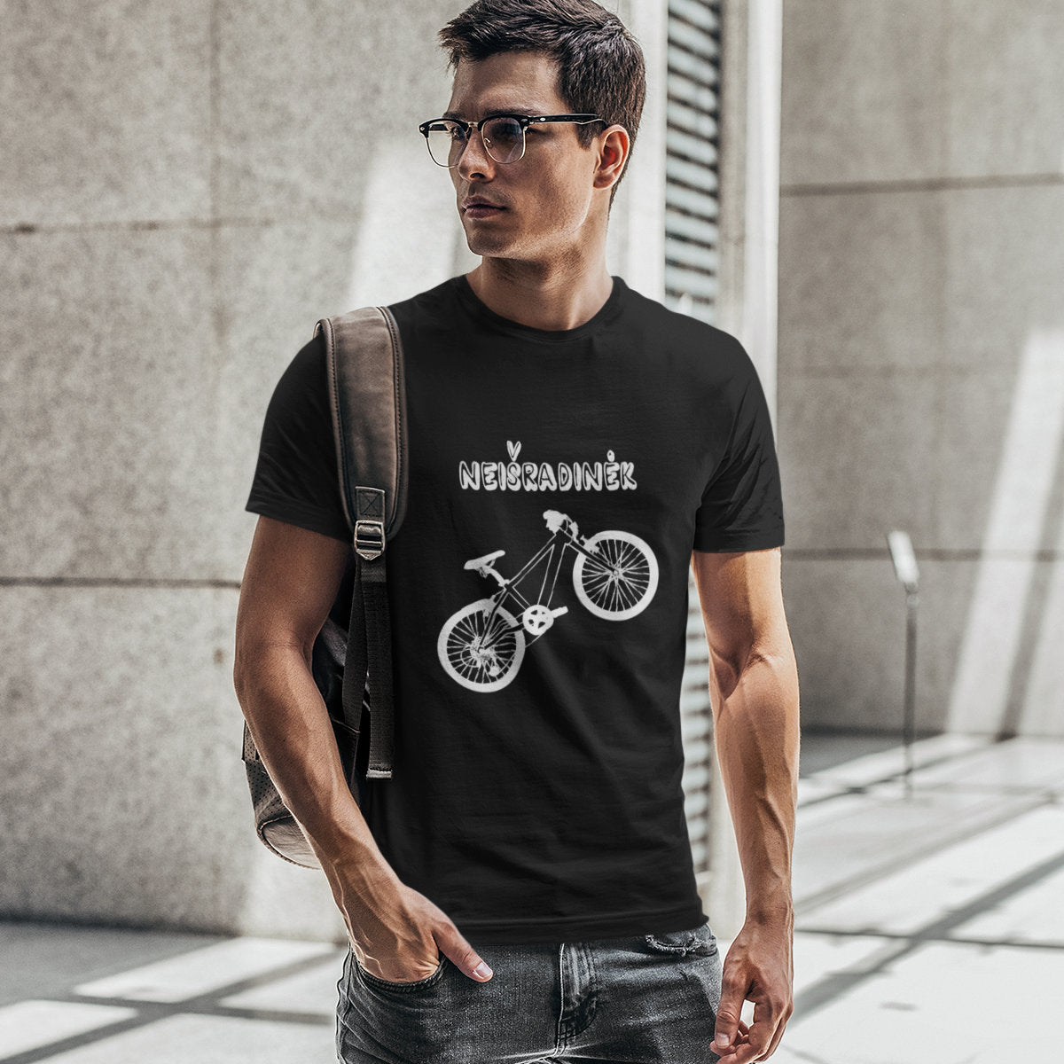 Juodi UNISEX marškinėliai "Neišradinėk dviračio“